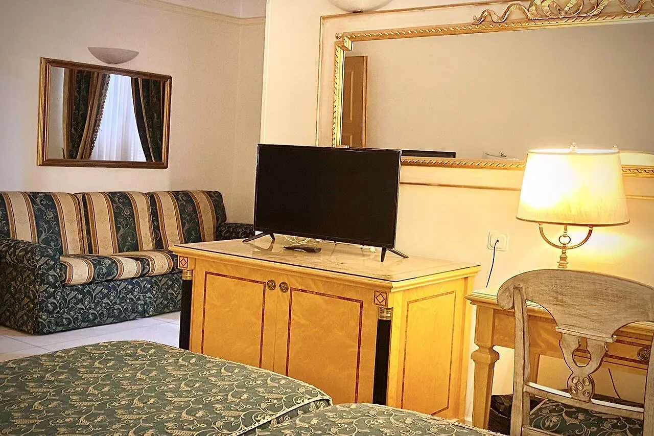****  Hotel Champagne Palace Roma Itália